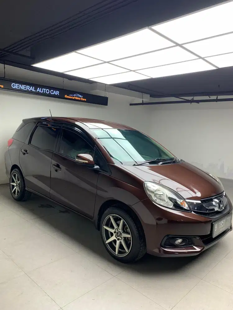Honda mobilio e cvt matic mobil keluarga nyaman siap pakai!!