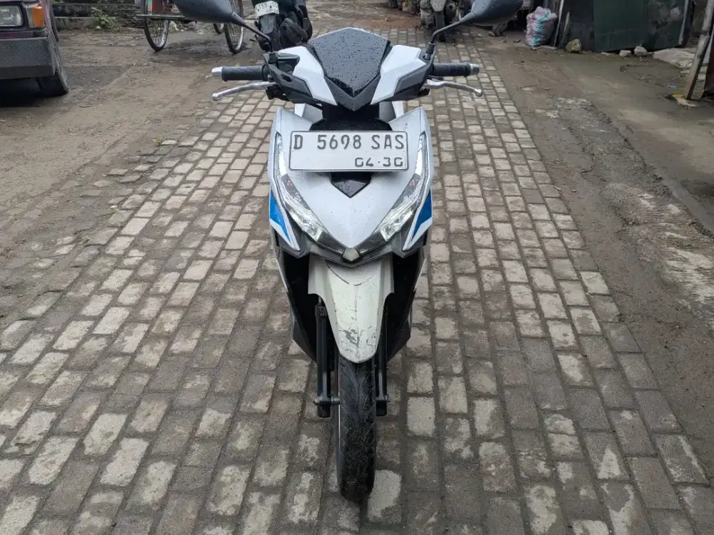 Vario LED 125 2015, pajak on