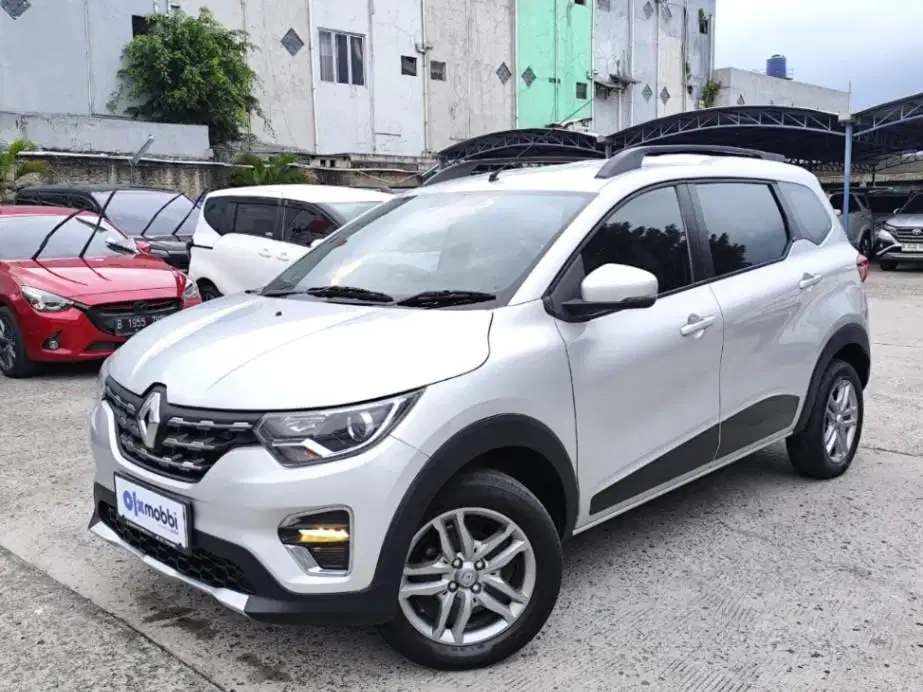 DP Rendah Renault Triber 1.0 RXZ Bensin-AT 2021 HFZ