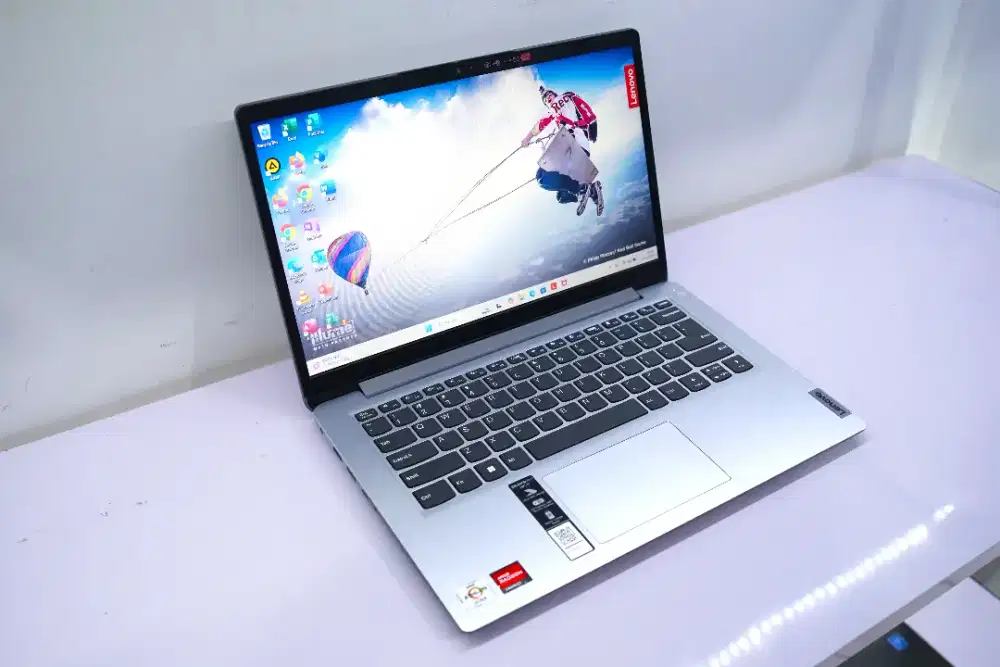 LENOVO Ideapad Slim 1 14ANM7.AMD ATHLON SILVER Athlon silver 7120U.