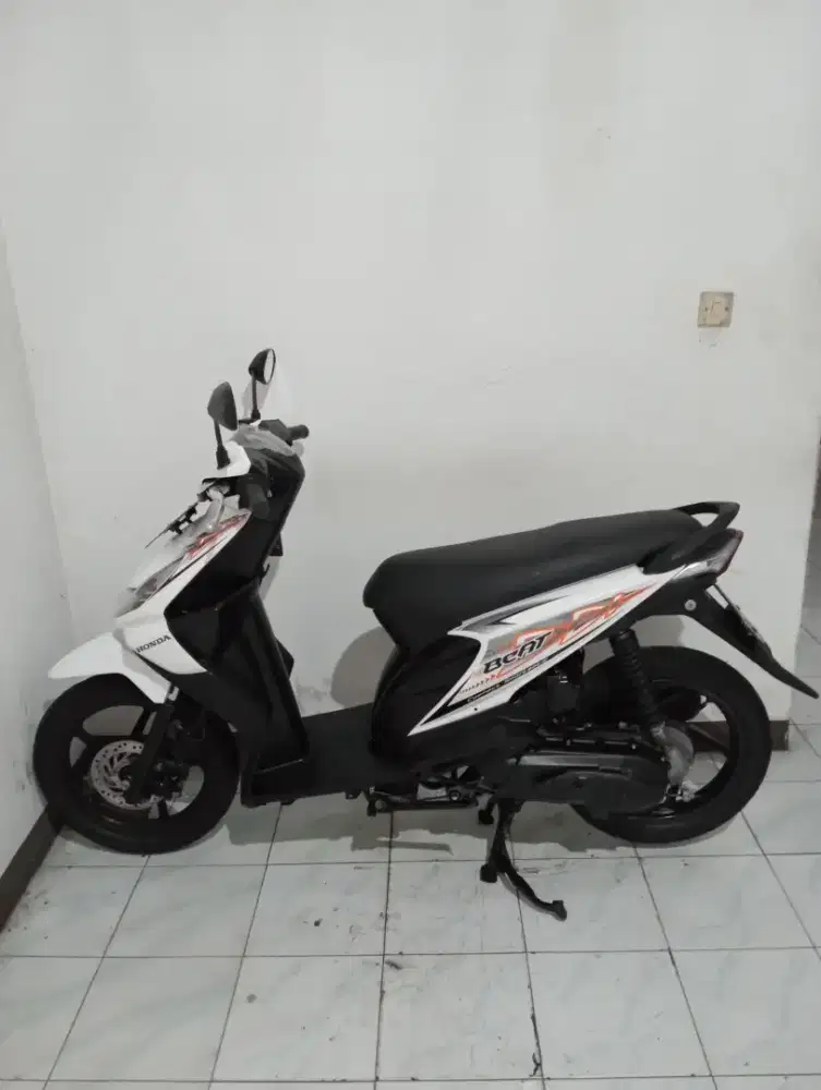 JUAL CEPAT HONDA BEAT Karbu Tahun 2012, Super Mulusss.. FULL ORI..