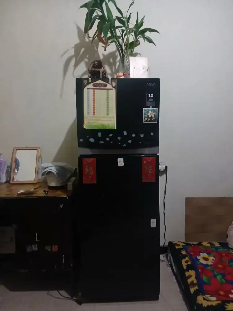 Kulkas AQUA inverter 2 pintu