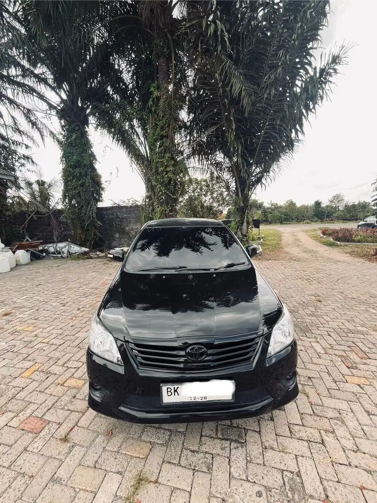 Toyota Kijang Innova 2012 Diesel