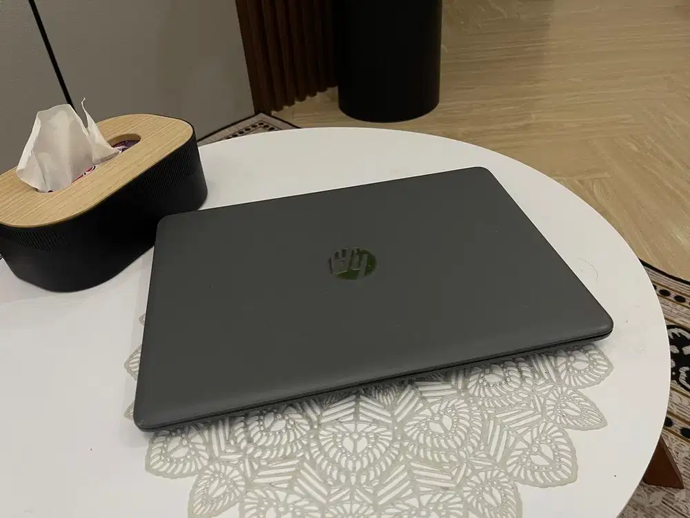Laptop hp abu hitam slim 14 incj