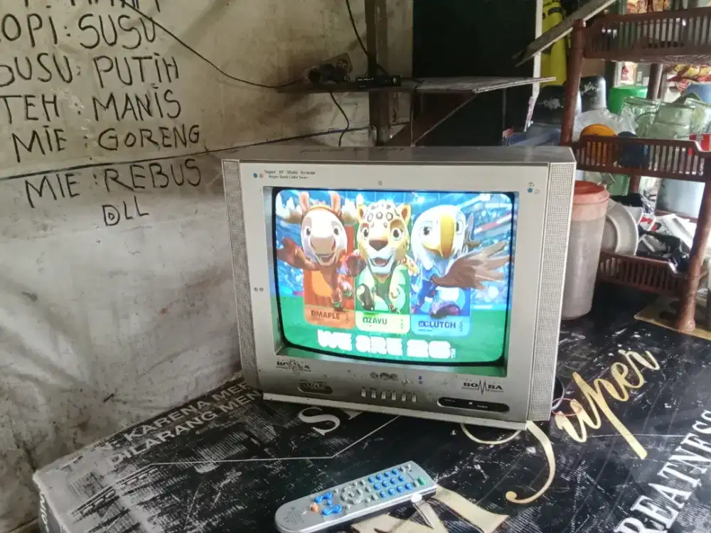 Jual tv 14in Bomba nomines harga 220 nego siap antar