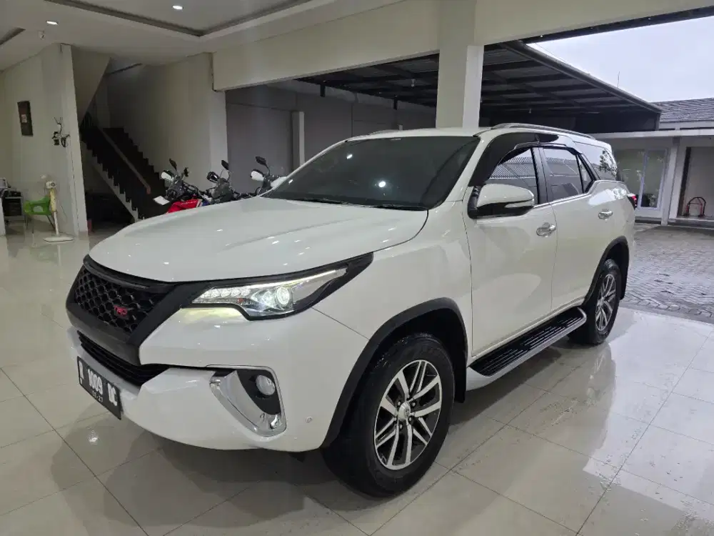 Fortuner 2.4 VRZ 2017 / Km 11.rb / Antik