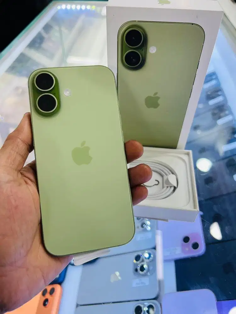 Iphone 17 256gb sage garansi ibox mulus