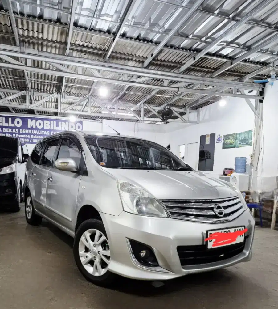 Grand Livina XV Ultinated 2013 Dp 4 jt