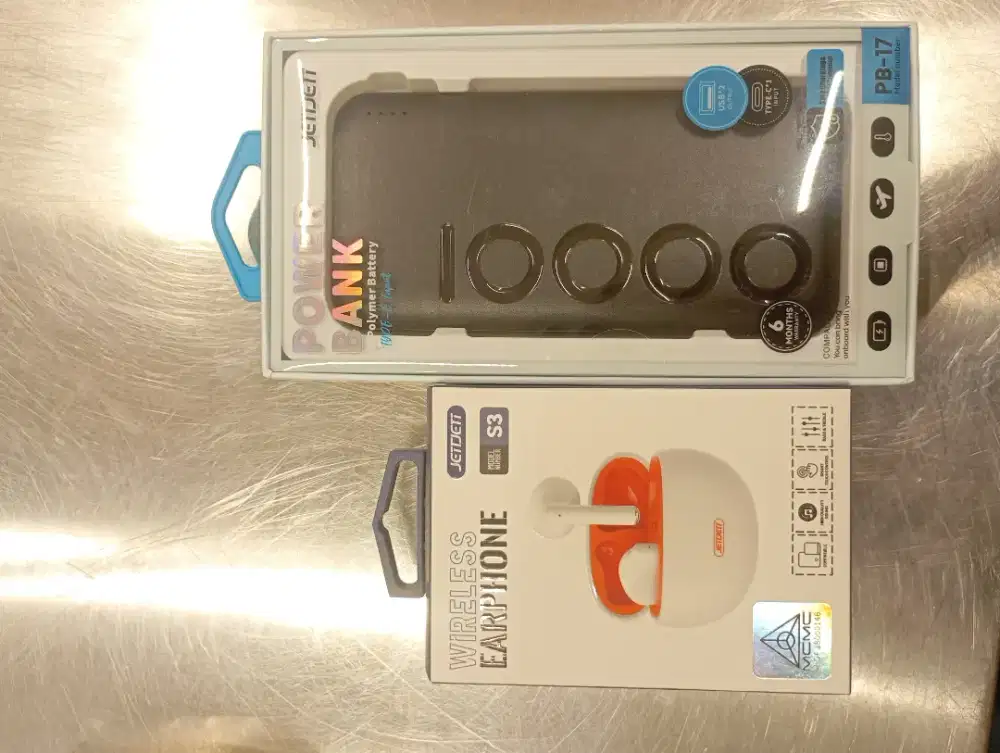 Headset bluetooth dan powerbank