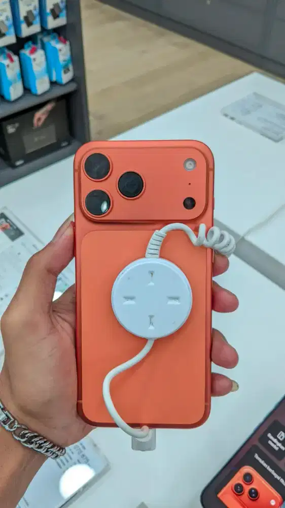 Promo Cicilan iPhone 17 Pro Spesial Bunga 0%