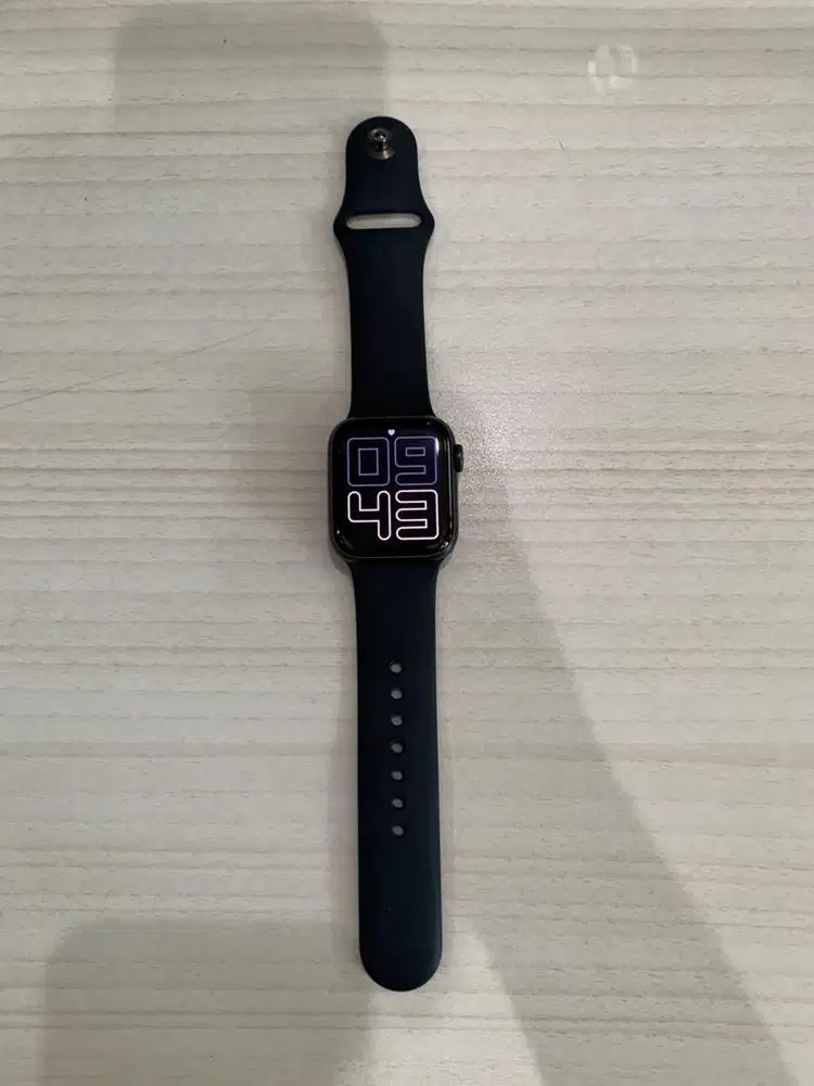 apple watch SE Gen 2 40MM Midnight ex Resmi Indonesia