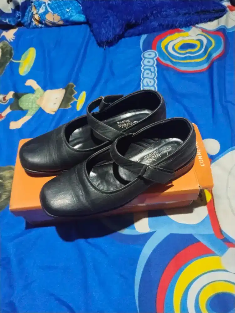 Sepatu Pantofel Hitam
