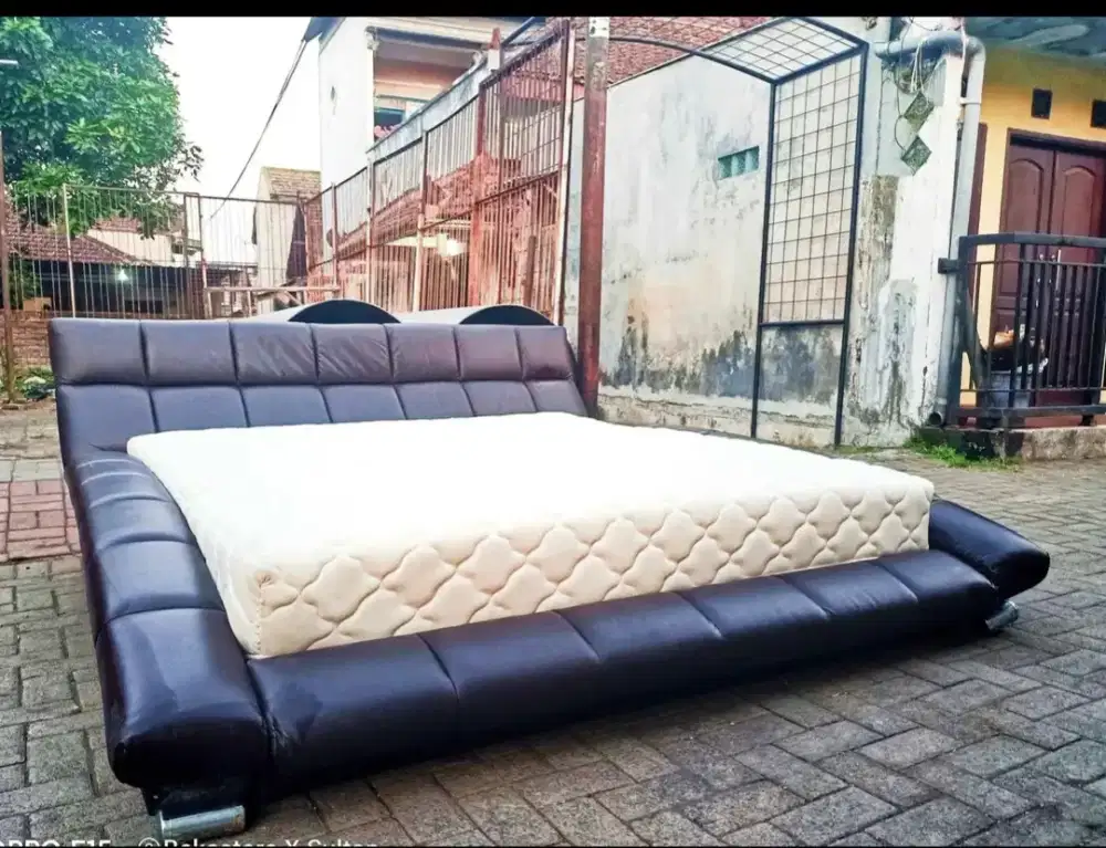 Springbed Informa set bedframe mewah uk 180