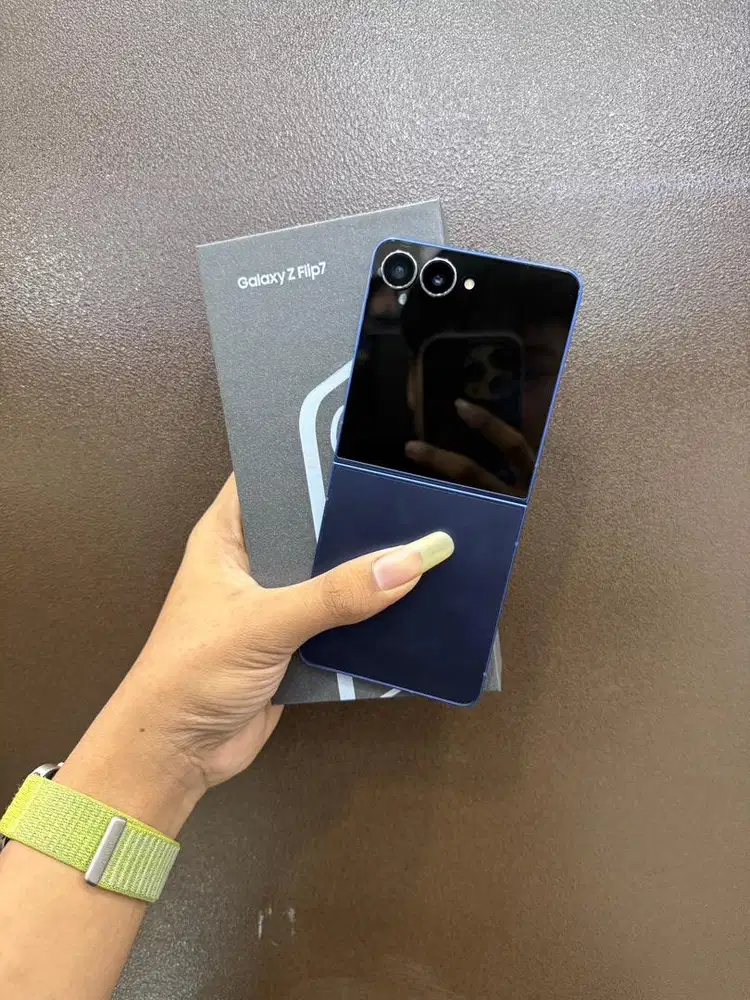 samsung z flip 7 12/512 pemakaian 3 bulan doang