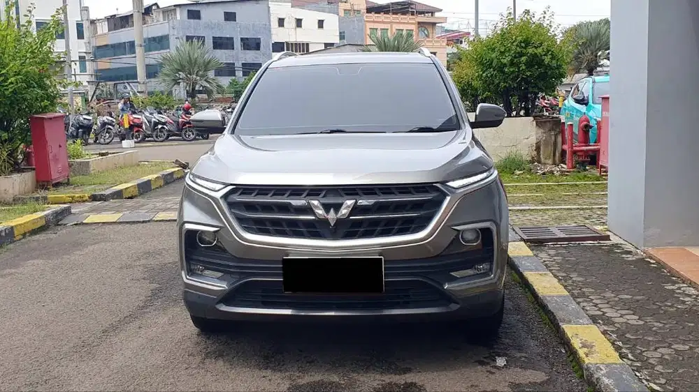 Wuling Almaz Exclusive 1.5 Turbo CVT 7 Seater Panoramic 2022 Like New