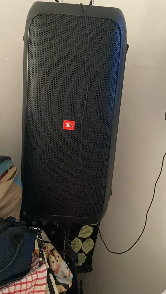 JBL party box 100