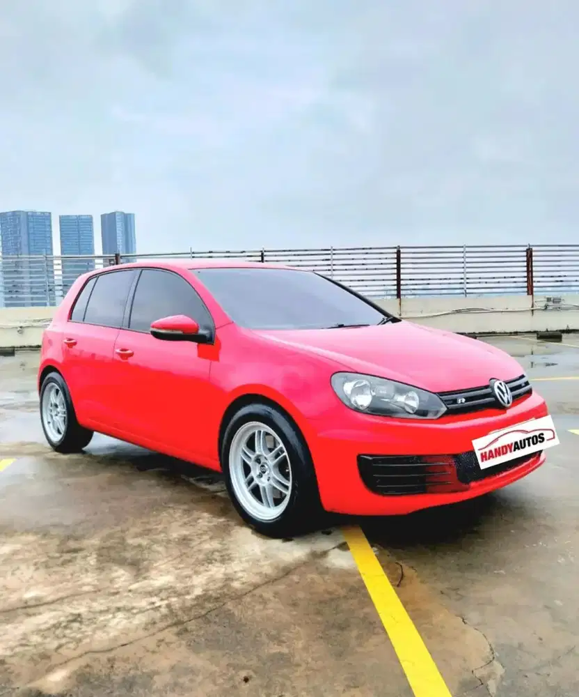 VW Golf Tahun 2012 Automatic merah