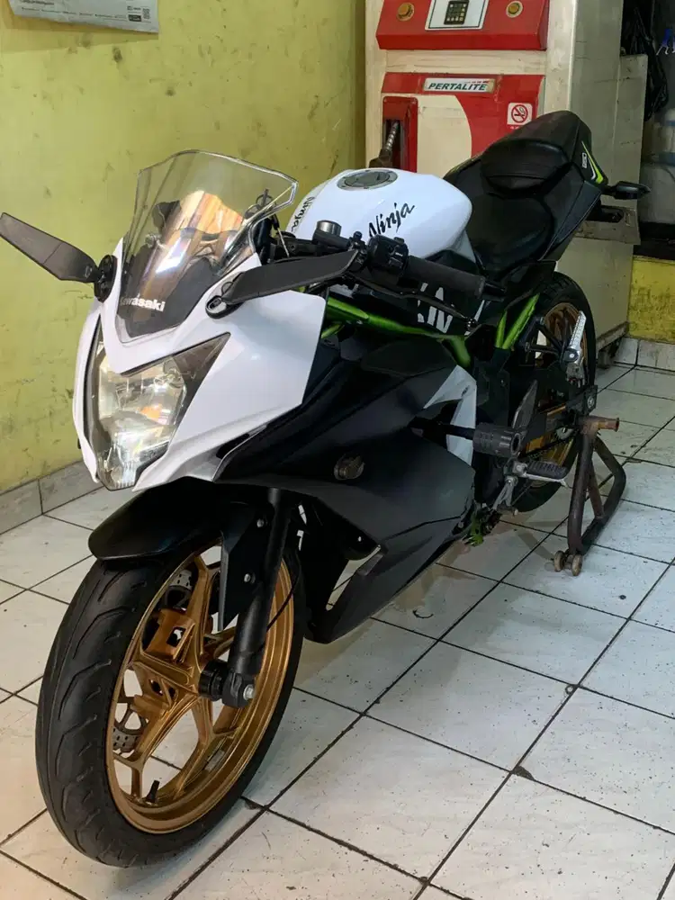 Kawasaki Ninja 250sl Mono Tahun 2020