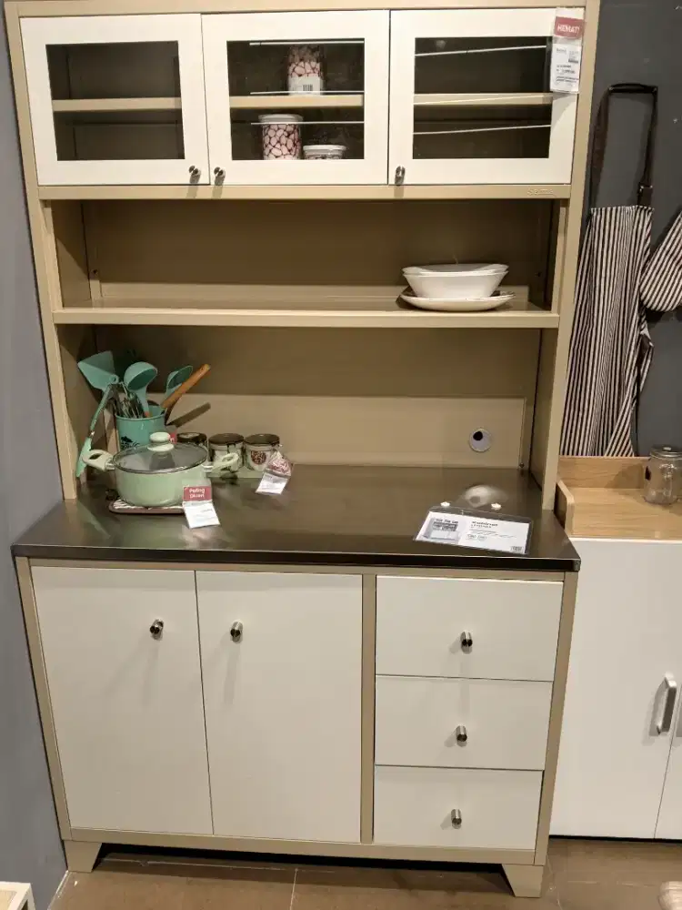 Kitchen metal cabinet