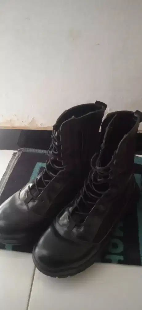 Dijual Sepatu PDL Pria