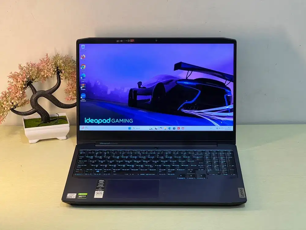 Lenovo Ideapad Gaming 3 i7-10750H RAM 16 SSD 512 GTX 1650 Ti Mulus