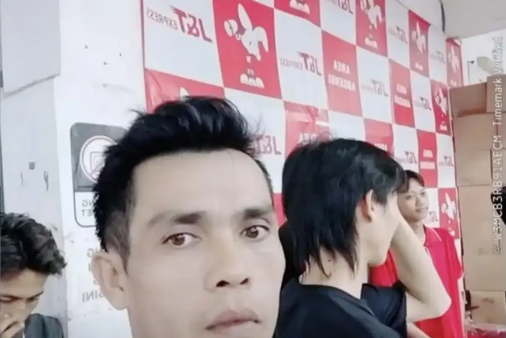 Mencari perkerjaan