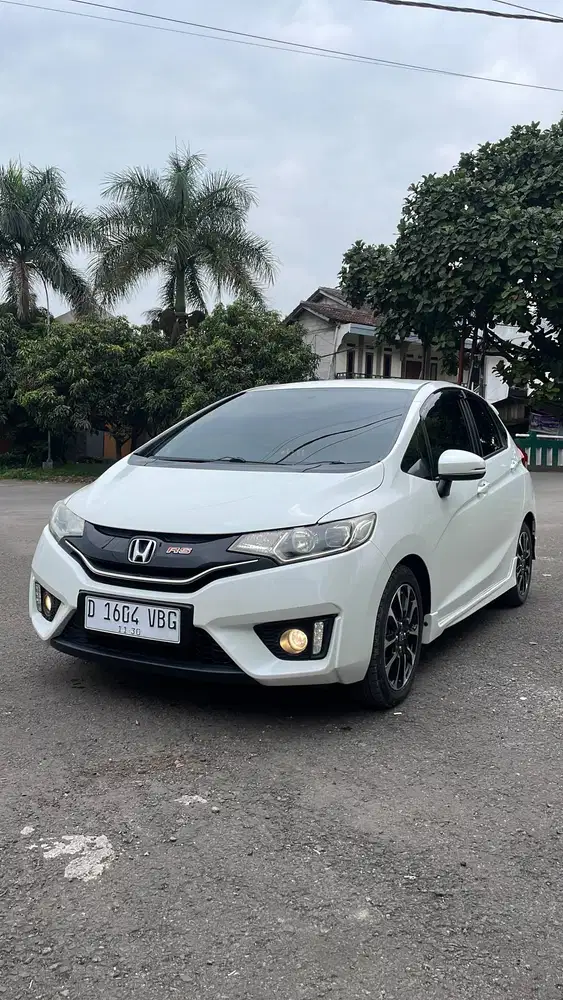 Honda Jazz RS 2016 White Pearl Mulus Sehat - Bandung