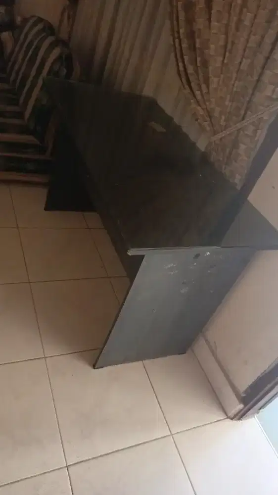 Jual meja kerja atau meja kasir