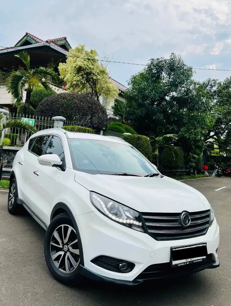 DFSK Glory 580 T luxury Sunroof matic