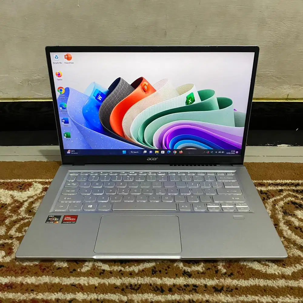 Acer Swift SF314-43 Ryzen 5 5500U RAM 16 GB SSD 512 GB Radeon Gfx 14