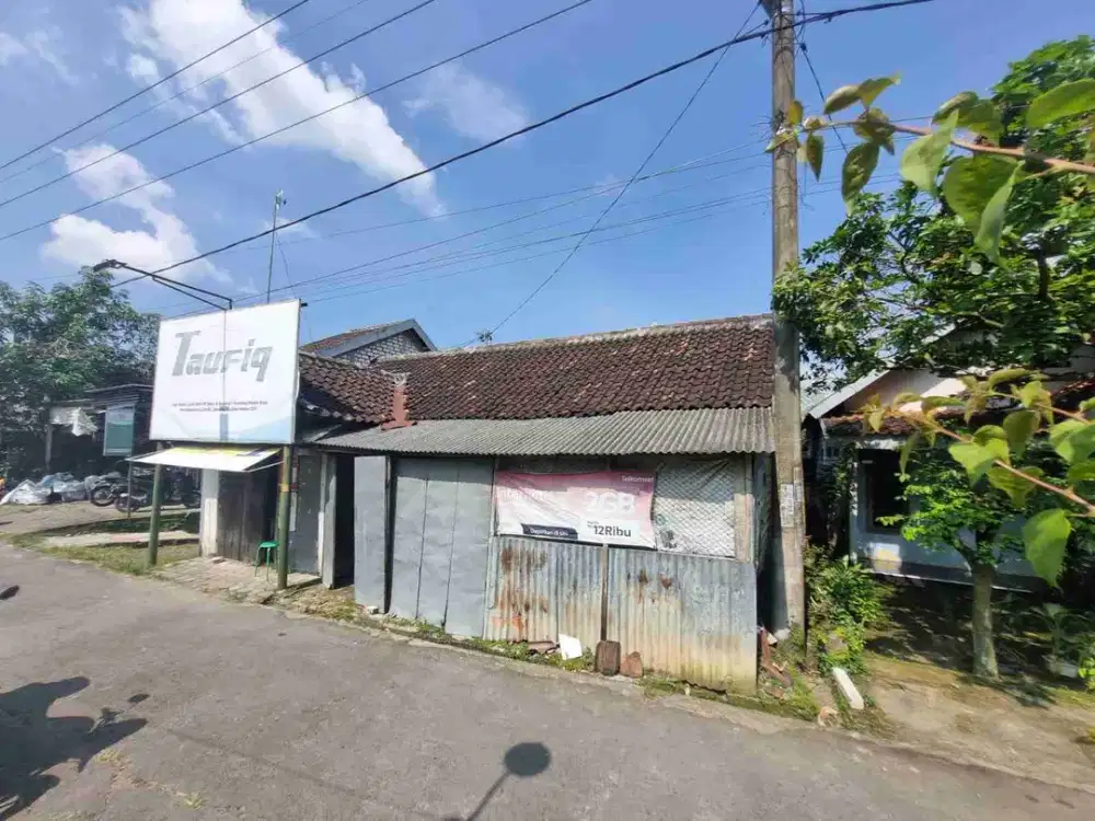 DIJUAL RUMAH 

KEL. : BESUR
KEC  ; SEKARAN
KAB  : LAMONGAN