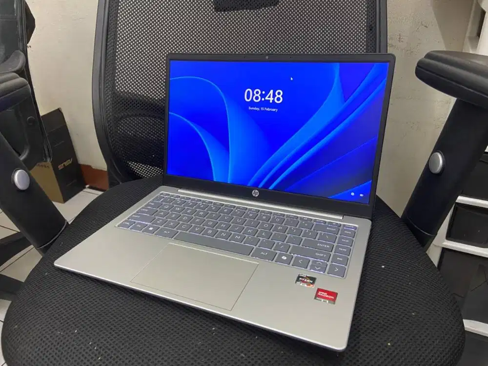 Laptop Hp 14 em Processor AMD Ryzen 3 RAM DDR5 8GB SSD NVMe 512GB iGPU