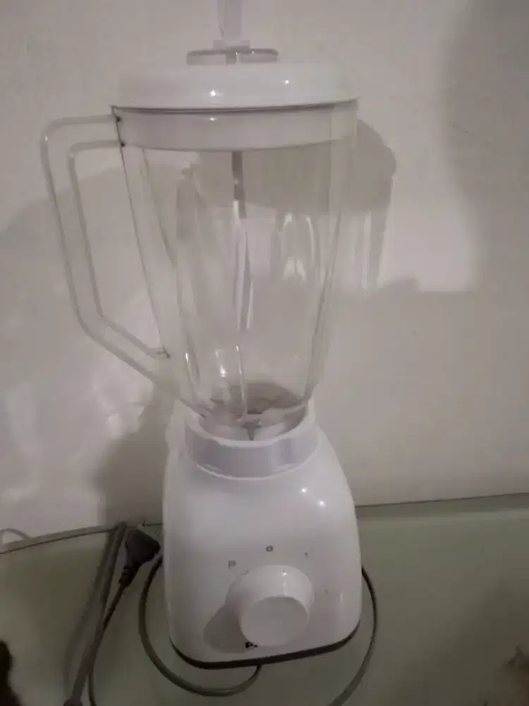 Blender Philips HR2106