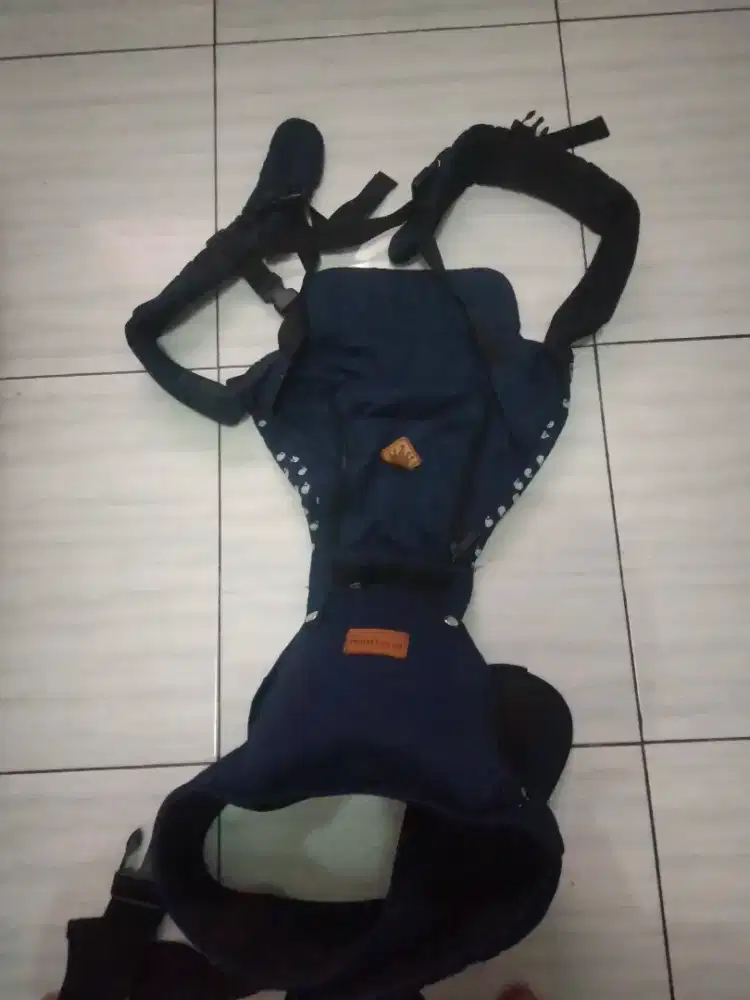 Gendongan hipseat