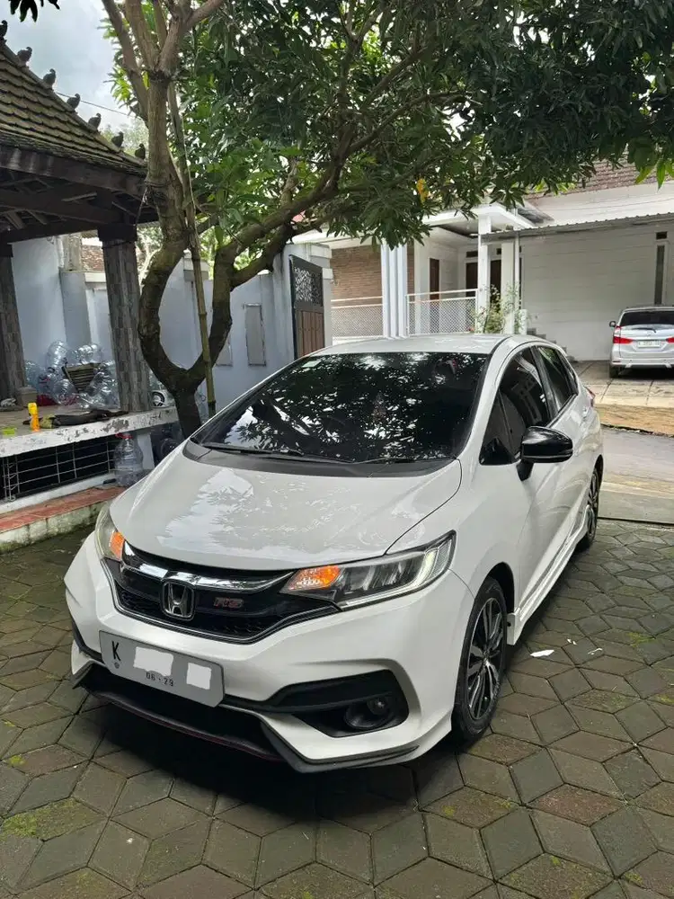Jazz rs 2019 Matic low Km