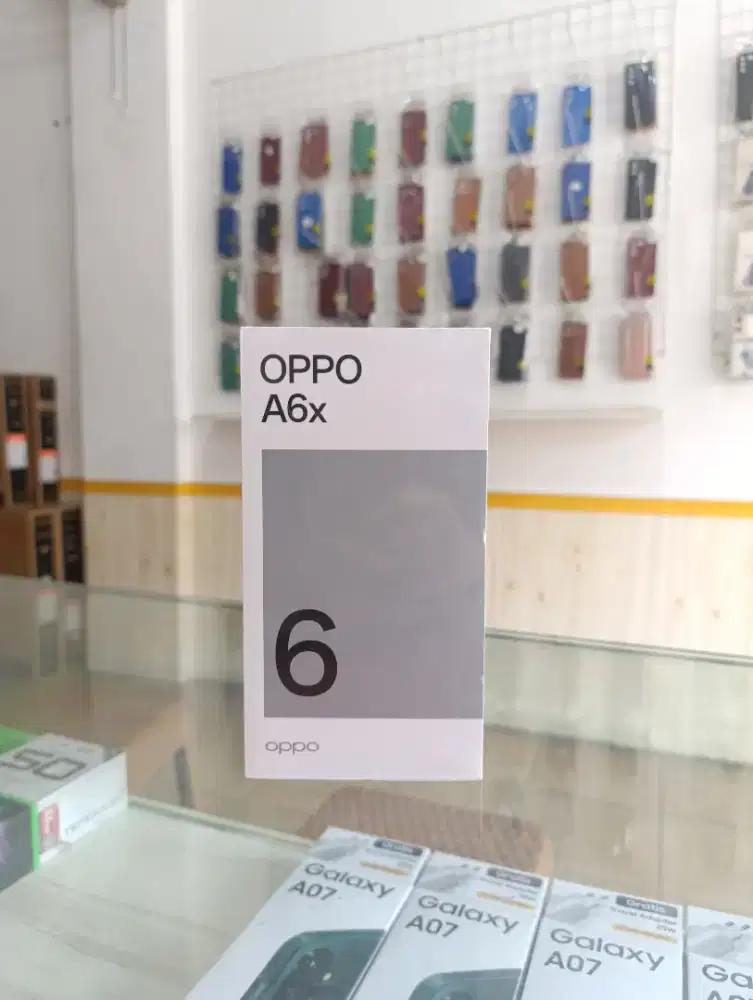 Oppo A6x4/128GB