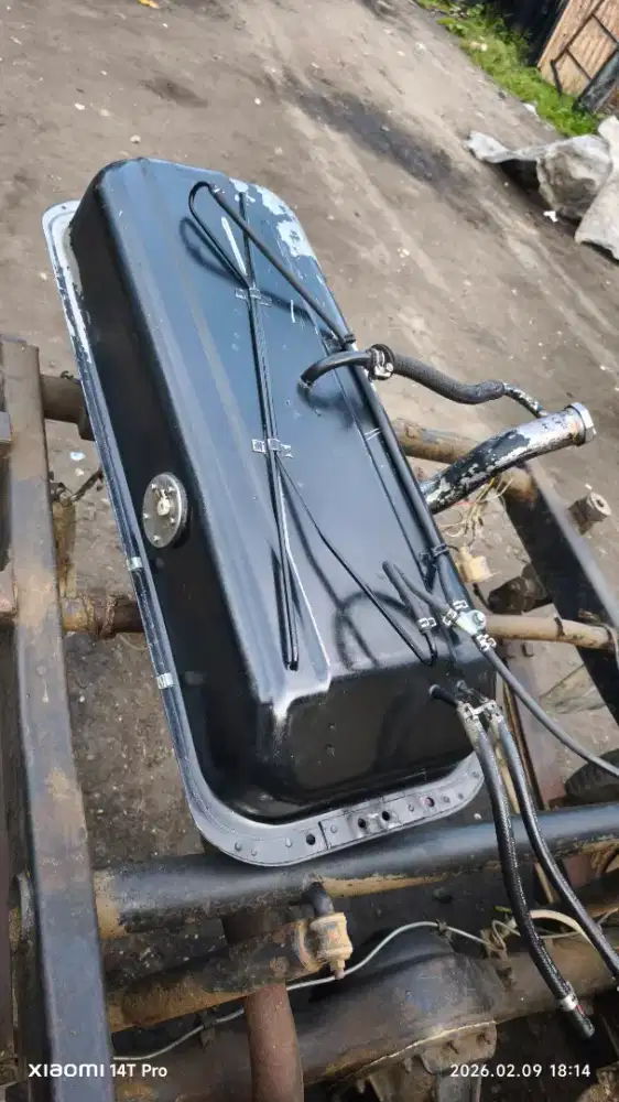 TANGKI L300 THN 2024 mulus