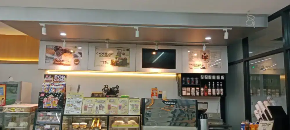 Freelance Tukang Bangunan Tukang Listrik