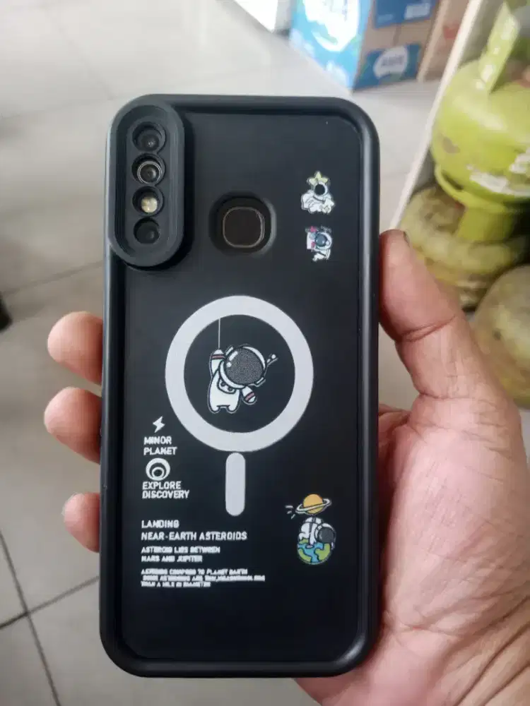 Infinix not 8 RAM 3 32 baterai awet minus body ada dent sedikit