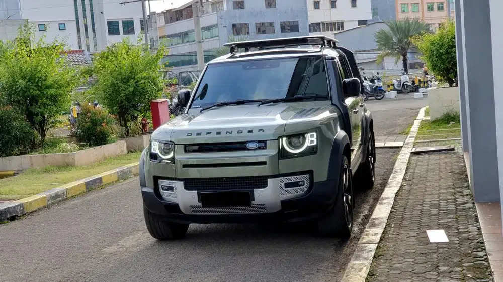 [7SEAT] Land Rover Defender 110 Long First Edition D200 4x4 2020/2021