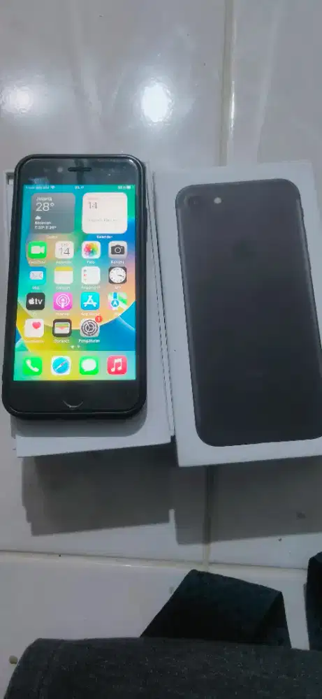 iPhone 8 64gb inter