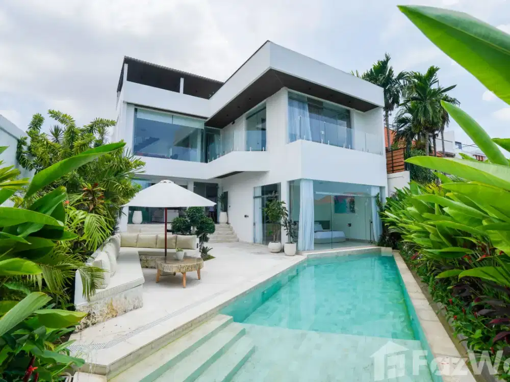 5 Bedroom Villa for sale in Kerobokan, Bali