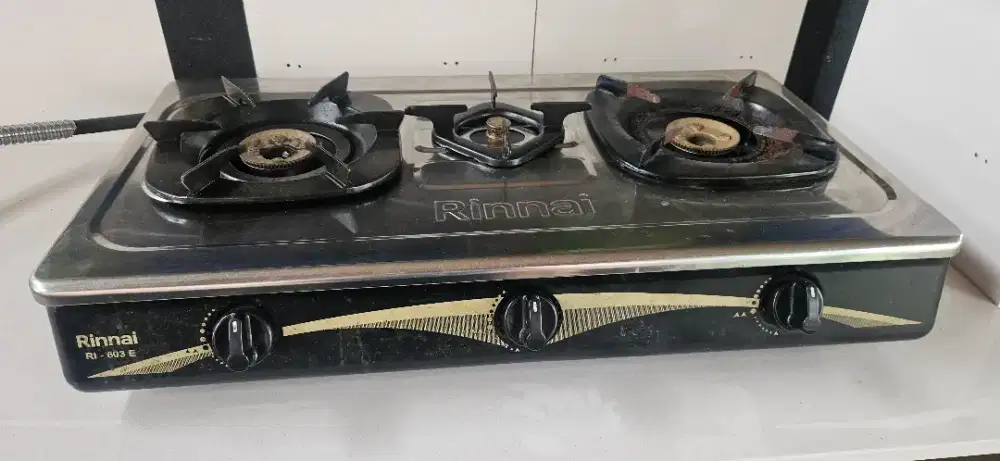 Kompor rinnai, kompor high presure  meja makan,kursi makan,panci bakmi