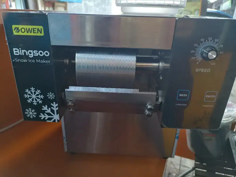 Mesin Snowflake Ice Maker / Mesin Bingsoo, Es Krim Korea