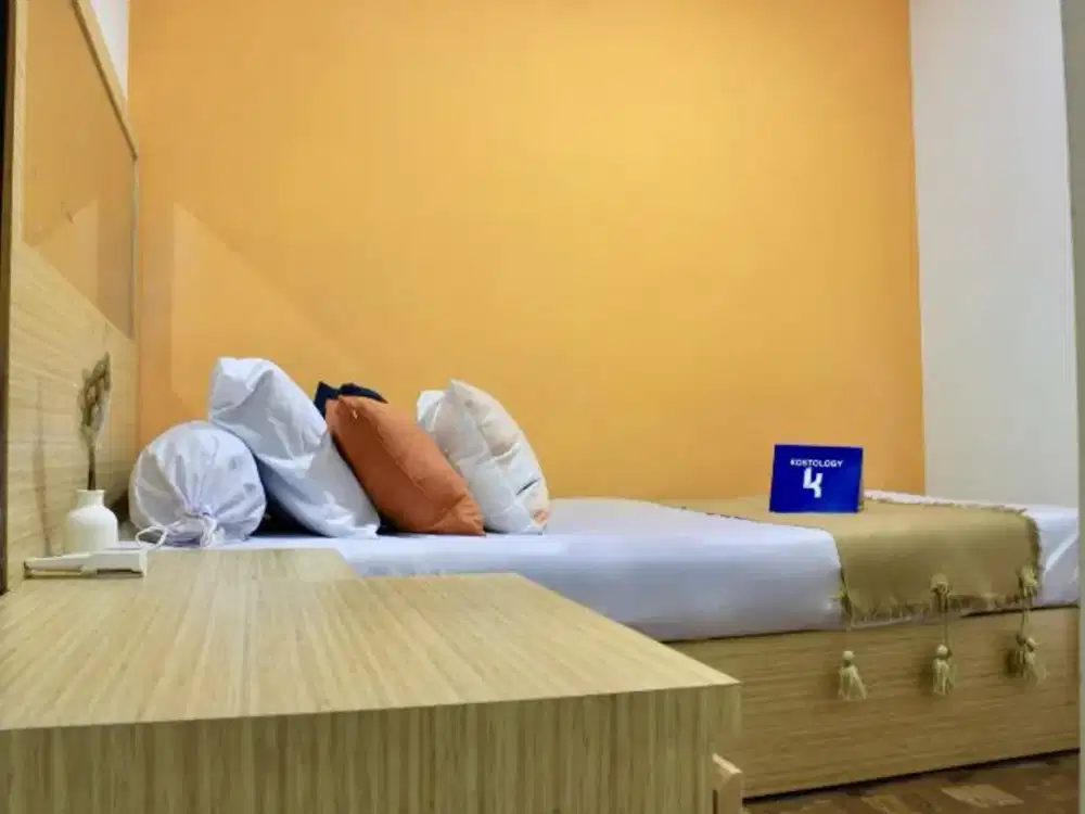 Kostan Pancoran sy mau jual 10 kamar Full terus buka 3.6M nego income 250jt /thn