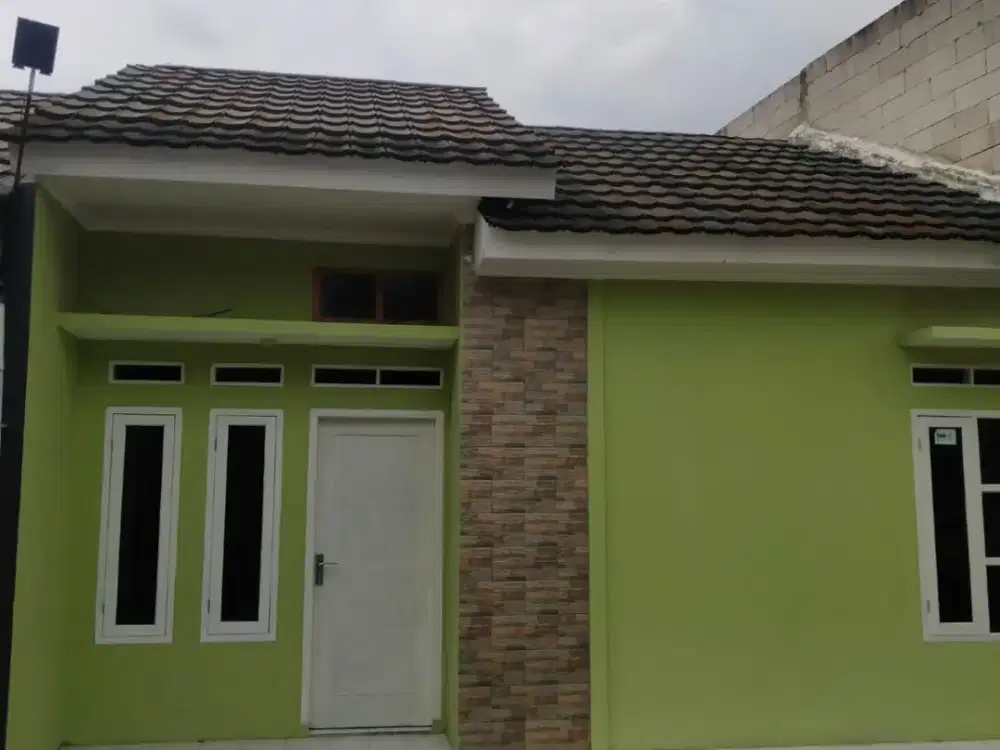 DAPATKAN UNITNYA SEKARANG, RUMAH 3 KAMAR DILOKASI STRATEGIS BEBAS BANJIR DAN ASRI