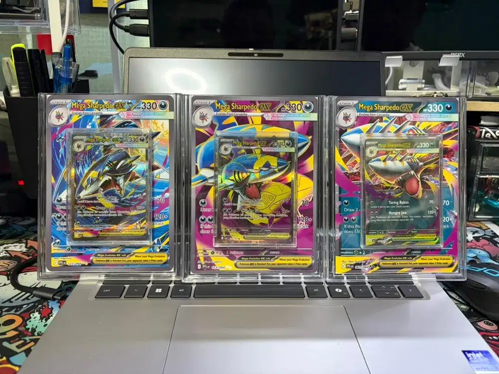 Mega Sharpedo GX SAR,SR dan RR Set Edisi