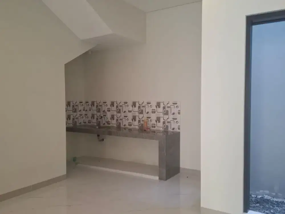 Rumah Darmo permai Selatan I  (Dekat Papaya Swalayan dan 15 mnt ke Pakuwon Mall,dll)