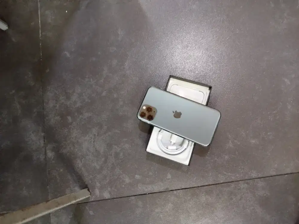 iPhone 11 pro 256gb selamanya pasti