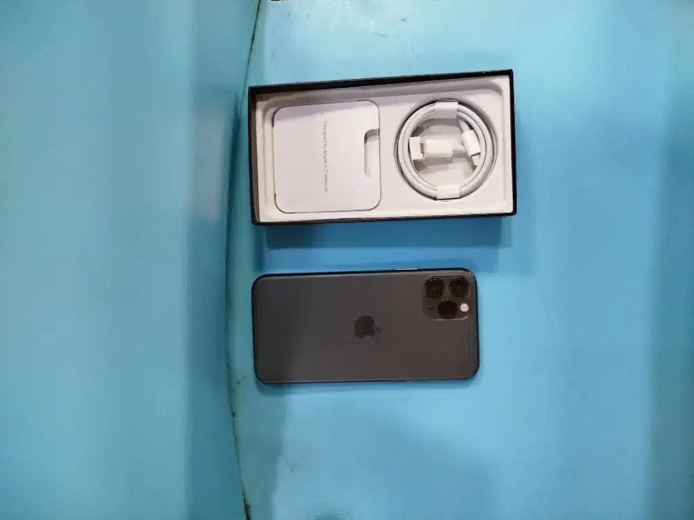 iPhone 11 pro 256gb enak bagus yes